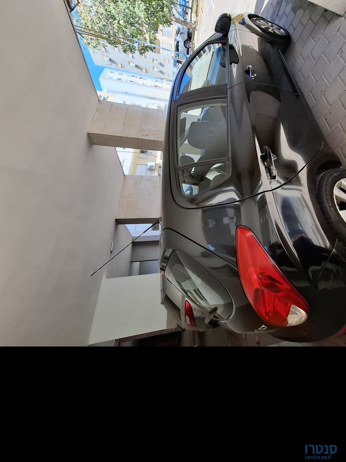 2013' Hyundai i20 יונדאי photo #1