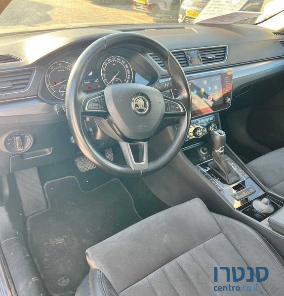 2018' Skoda Superb סקודה סופרב photo #5