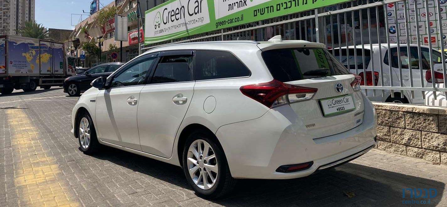2017' Toyota Auris טויוטה אוריס photo #3