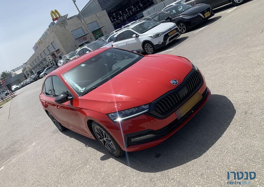 2021' Skoda Octavia סקודה אוקטביה photo #2