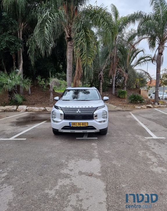 2022' Mitsubishi Outlander מיצובישי אאוטלנדר photo #4