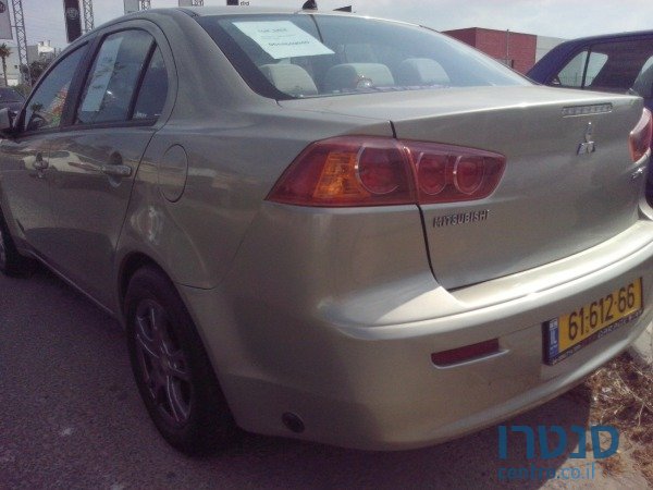 2009' Mitsubishi Lancer photo #2