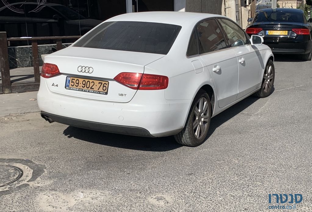 2011' Audi A4 אאודי photo #3