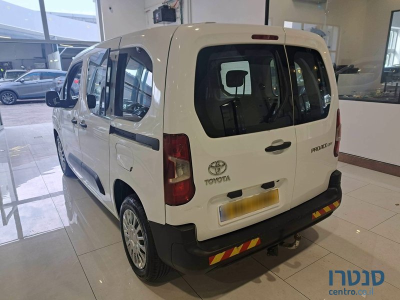 2021' Toyota ProAce City photo #3