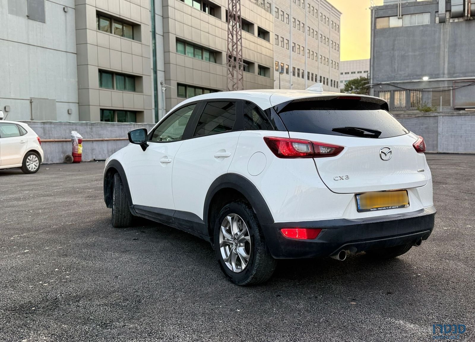 2022' Mazda CX-3 מאזדה photo #3