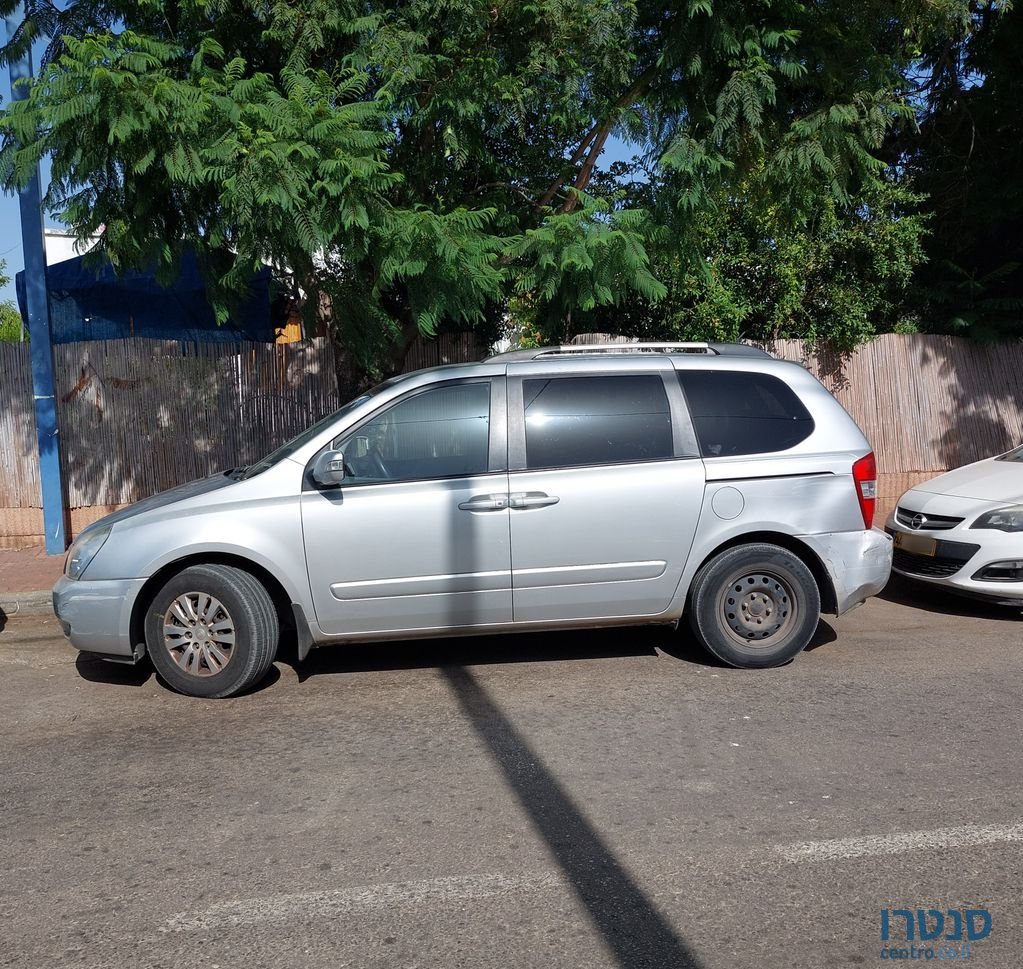 2011' Kia Carnival קיה קרניבל photo #3