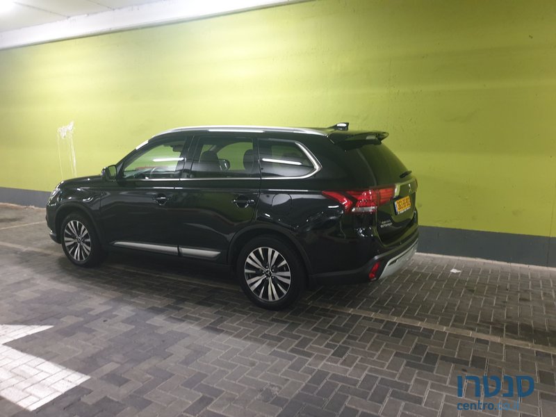 2021' Mitsubishi Outlander מיצובישי אאוטלנדר photo #4