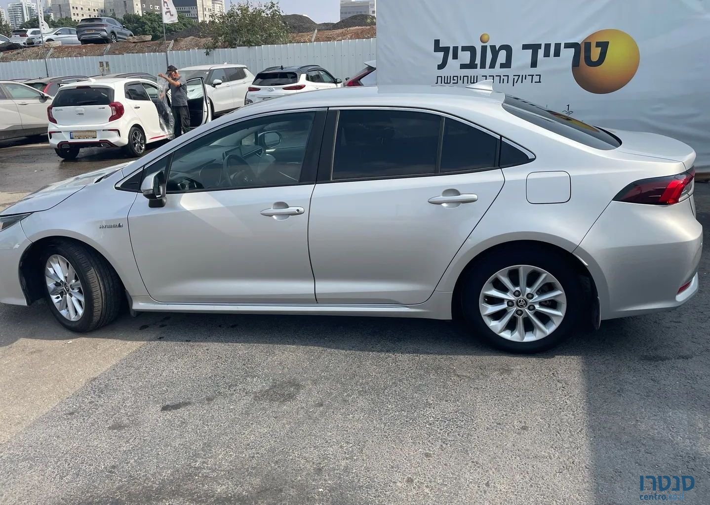 2021' Toyota Corolla טויוטה קורולה photo #4
