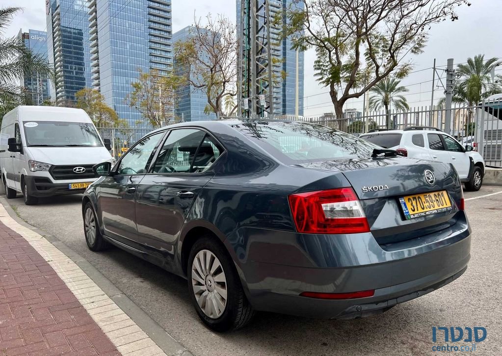 2018' Skoda Octavia סקודה אוקטביה photo #5