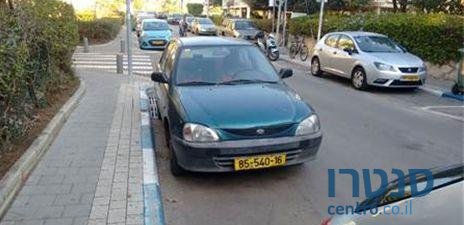 1998' Daihatsu Charade photo #2