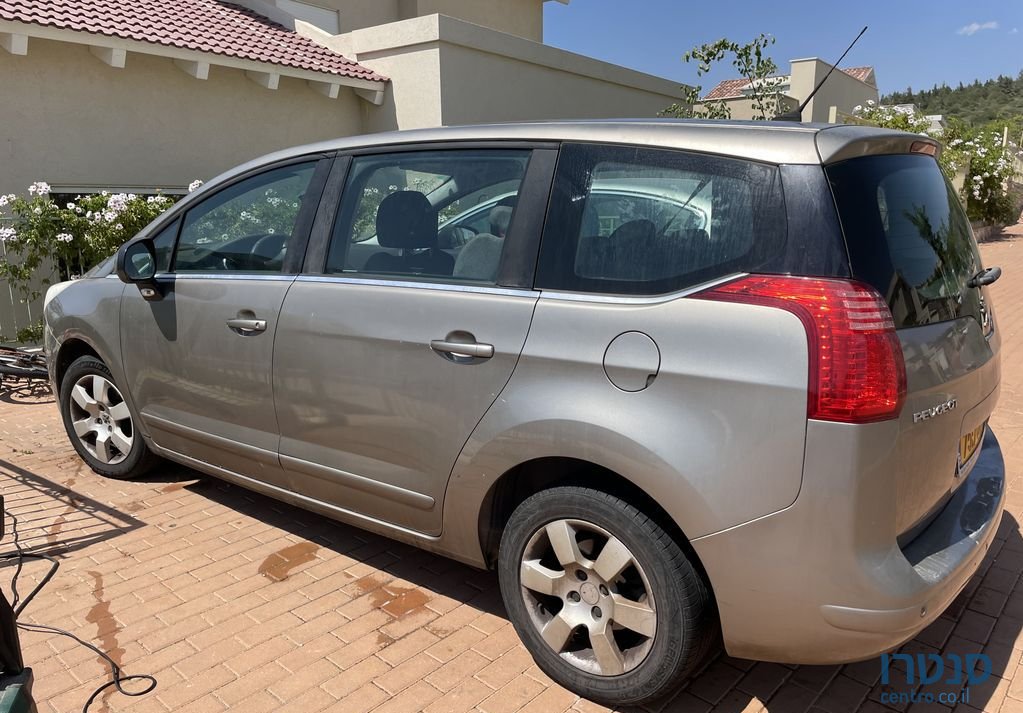 2013' Peugeot 5008 פיג'ו photo #2