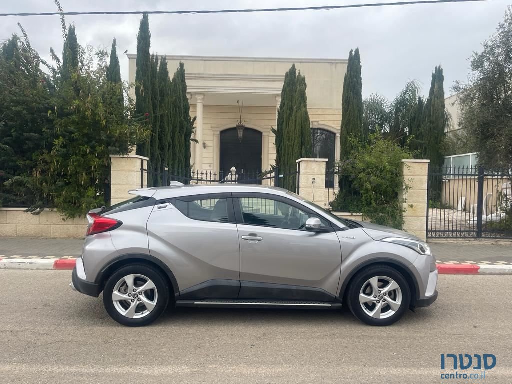 2017' Toyota C-Hr טויוטה photo #4