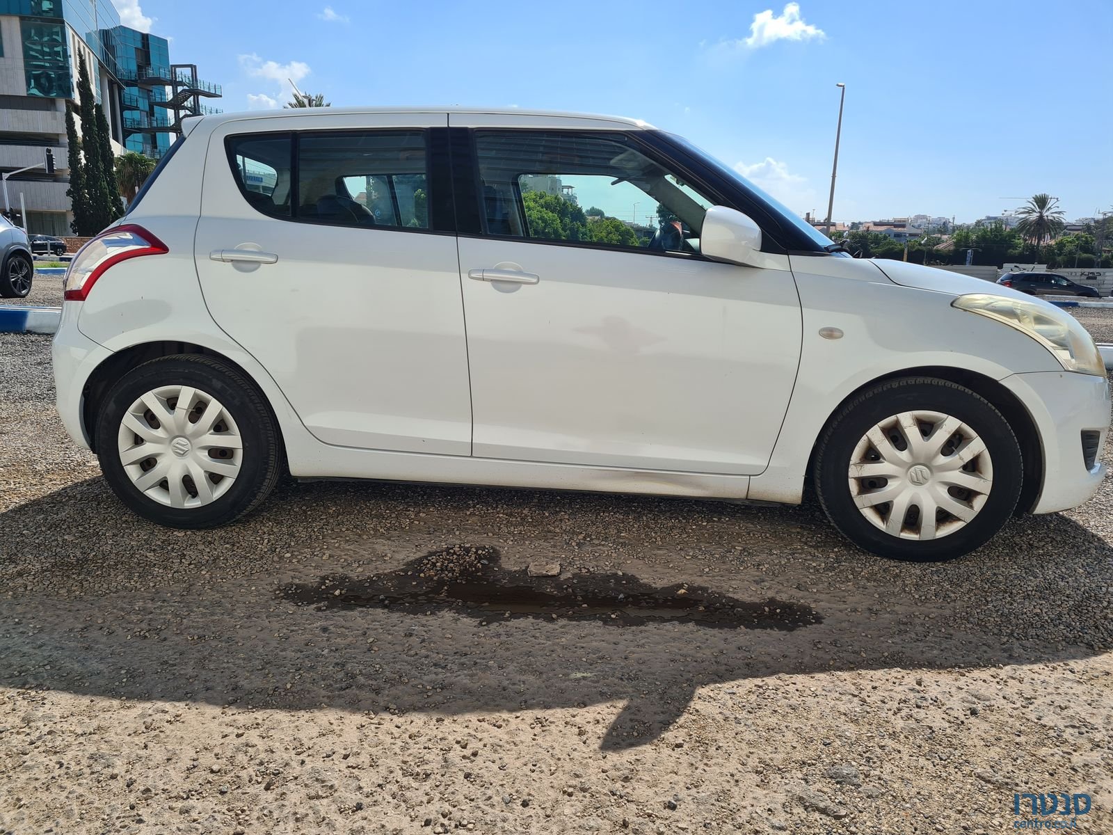 2012' Suzuki Swift סוזוקי סוויפט photo #3