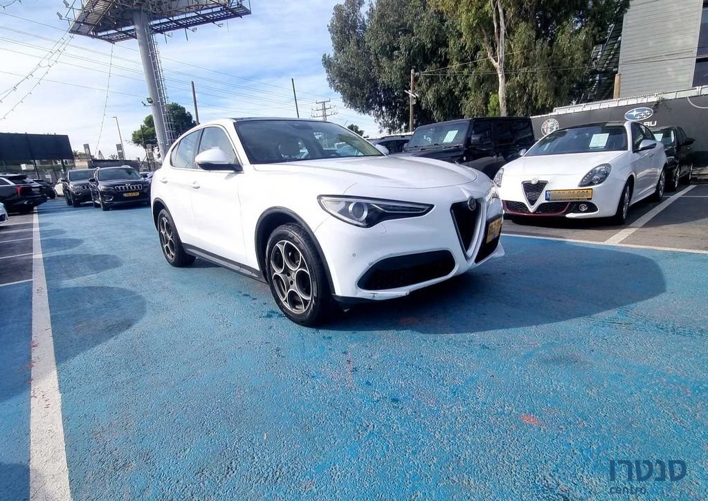 2019' Alfa Romeo Stelvio אלפא רומיאו סטלויו photo #2