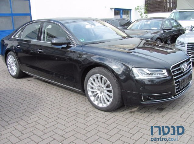 2015' Audi A8 photo #2