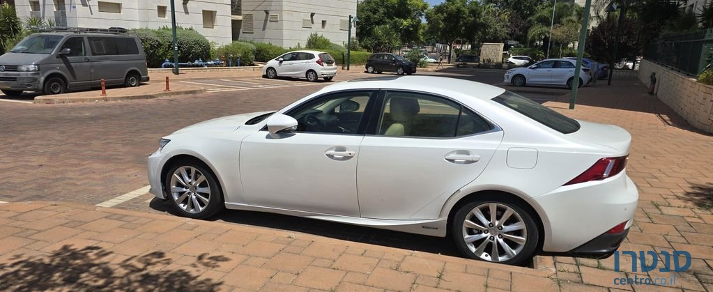 2014' Lexus IS לקסוס photo #4