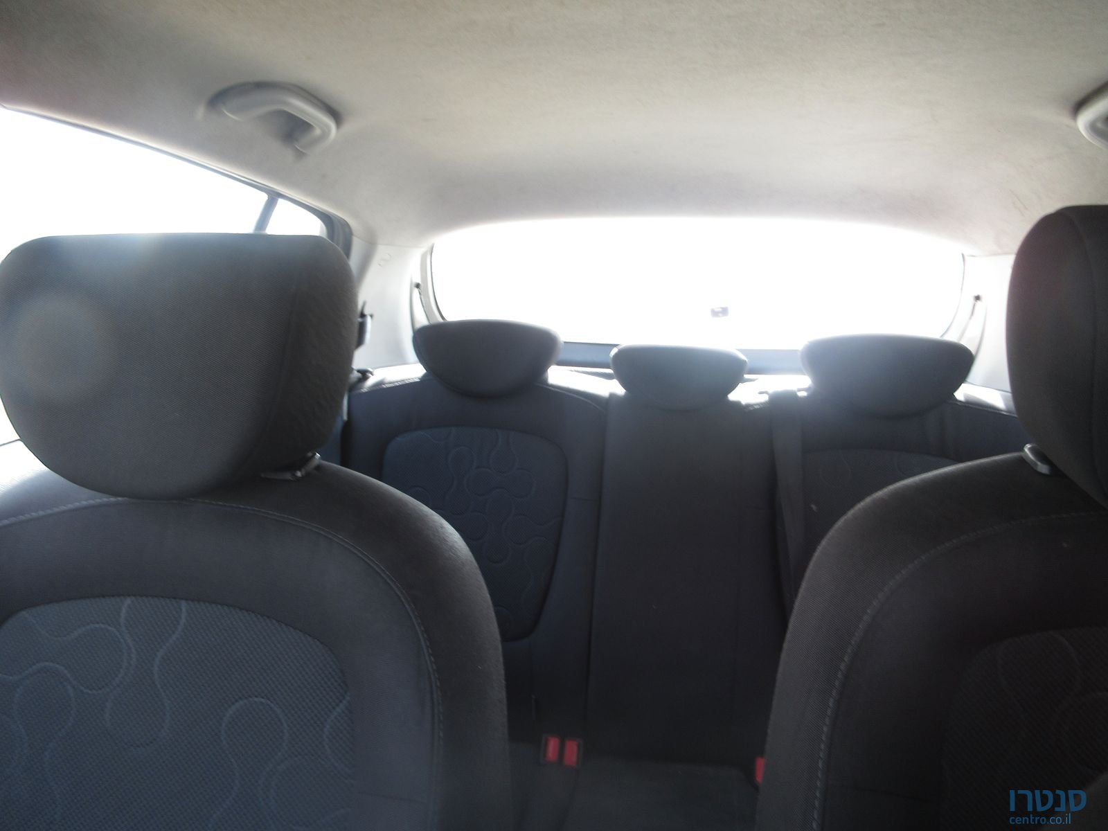2009' Hyundai i20 יונדאי photo #4