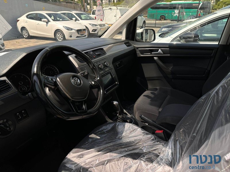 2020' Volkswagen Caddy Maxi photo #5
