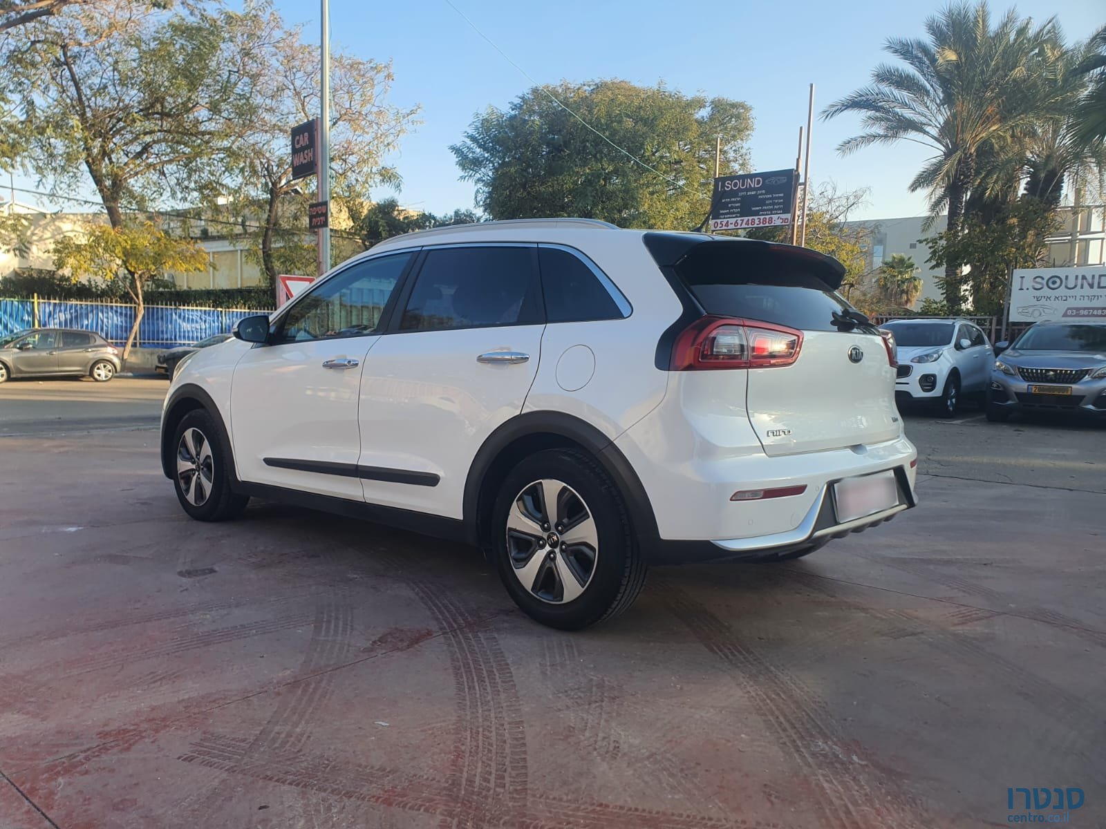 2019' Kia Niro photo #5