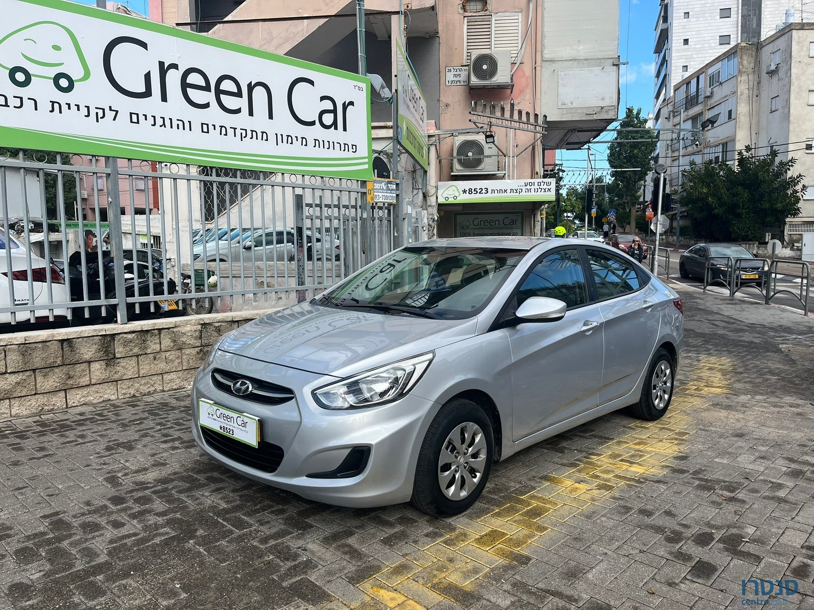 2017' Hyundai i25 photo #5