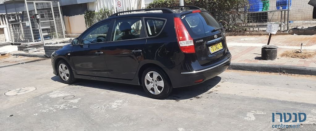 2011' Hyundai I30Cw יונדאי photo #4