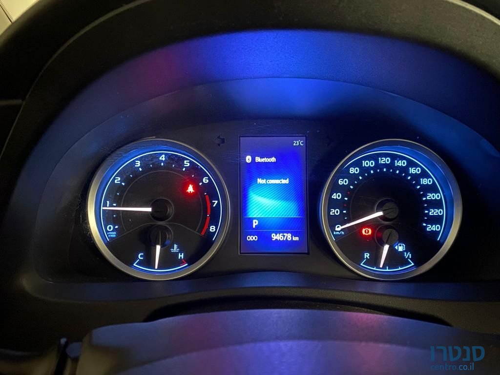 2016' Toyota Corolla טויוטה קורולה photo #3