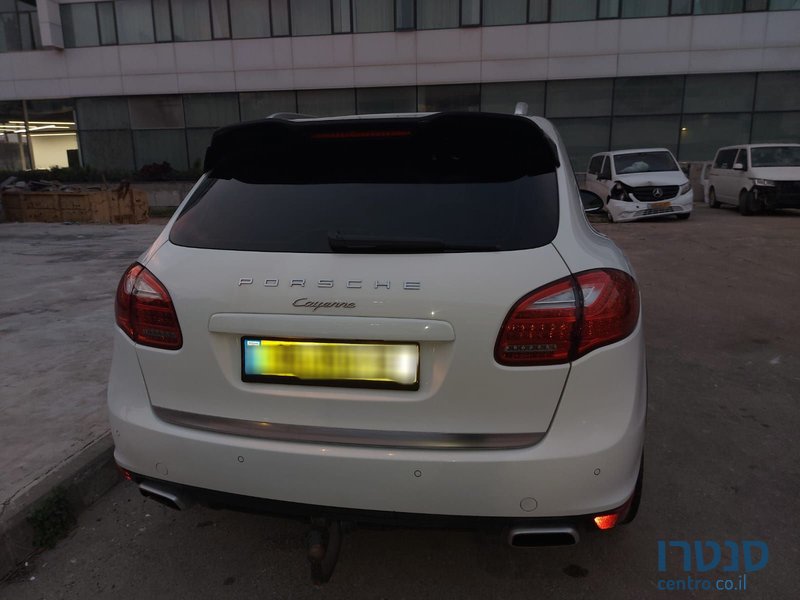 2013' Porsche Cayenne S פורשה קיימן photo #2