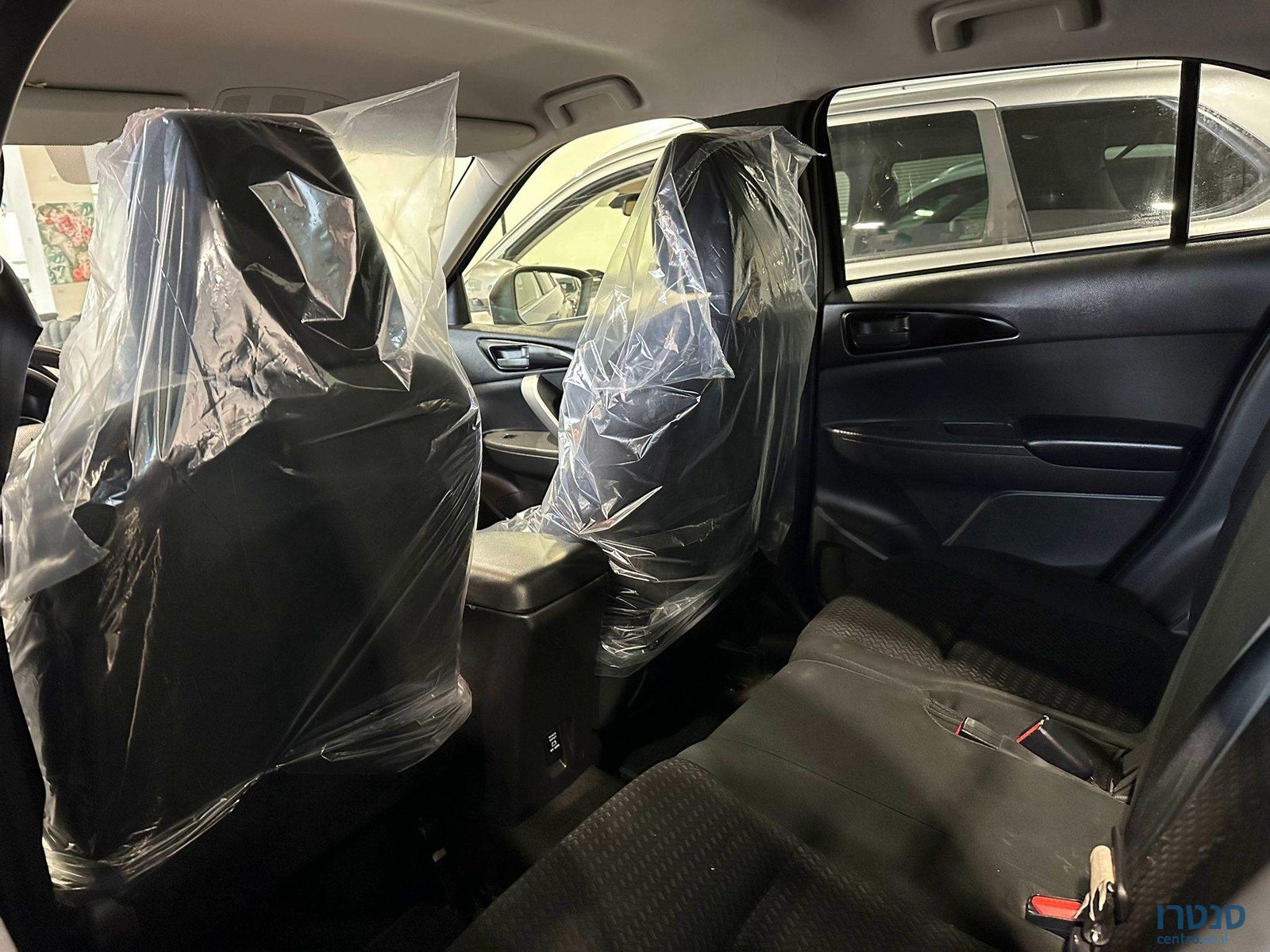 2018' Mitsubishi Eclipse Cross photo #6