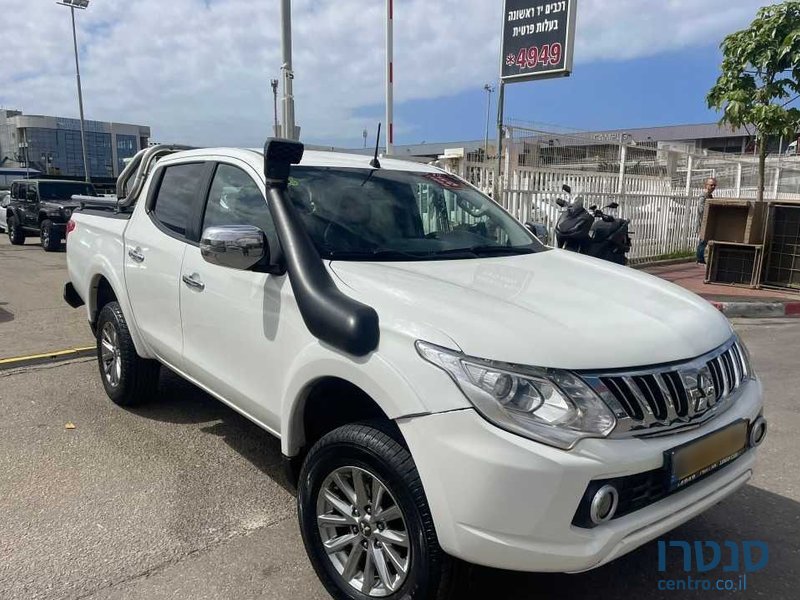 2016' Mitsubishi L200 4X4 מיצובישי טרייטון photo #6