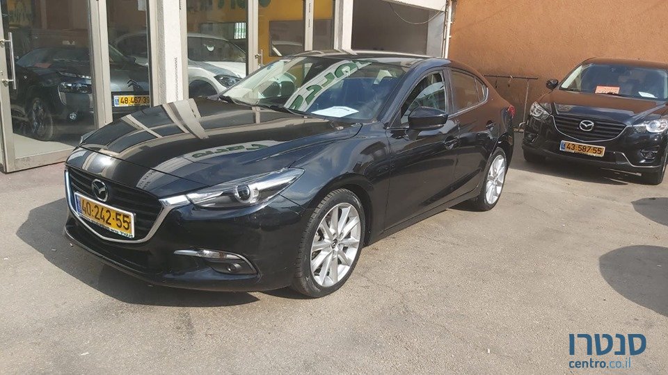 2017' Mazda 3 photo #1