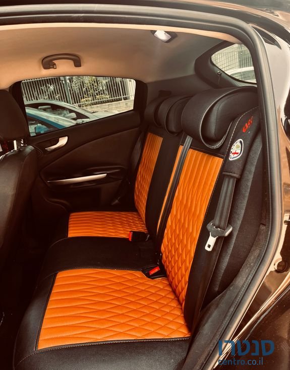 2013' Alfa Romeo Giulietta אלפא רומיאו ג'ולייטה photo #3