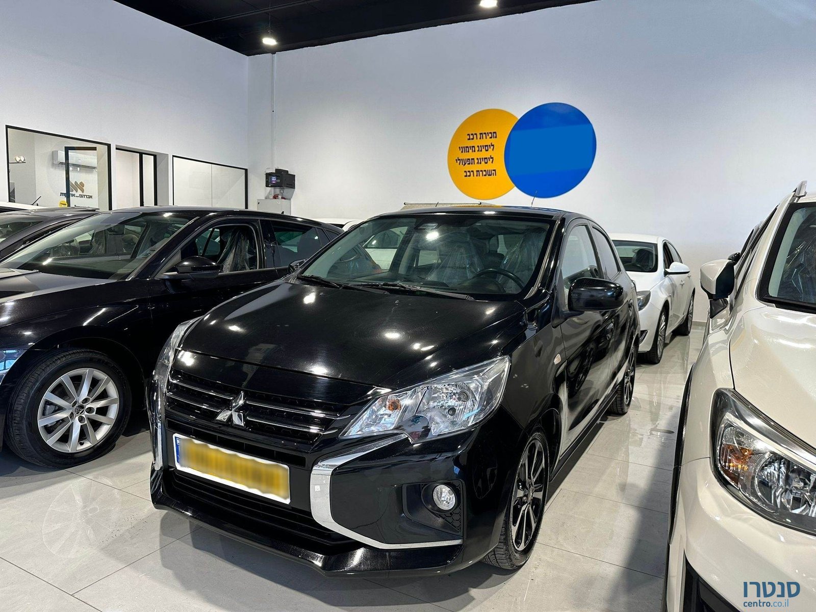 2021' Mitsubishi Space Star photo #2