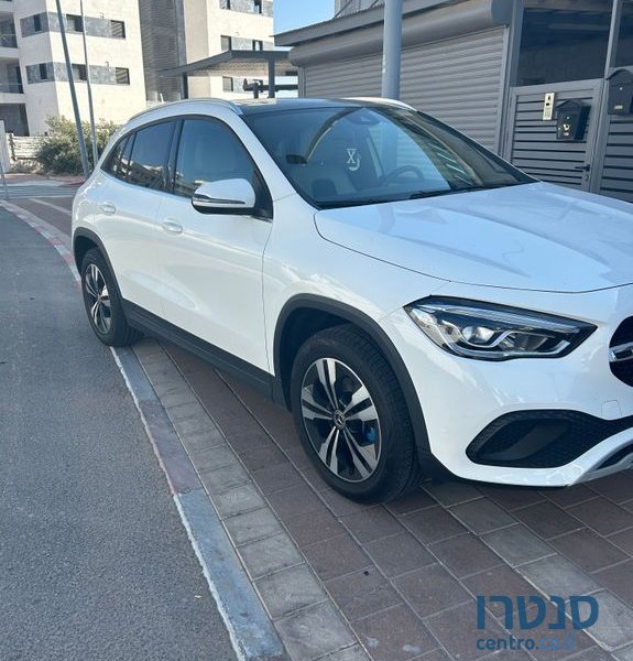 2021' Mercedes-Benz GLA מרצדס photo #4