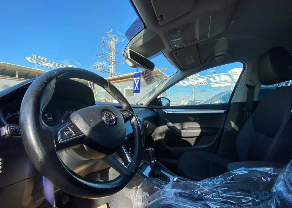 2018' Skoda Octavia סקודה אוקטביה photo #6