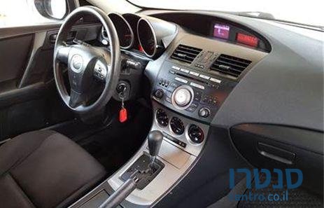 2009' Mazda 3 מאזדה 3 אקטיב photo #2
