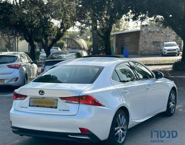 2020' Lexus Is300H לקסוס photo #5