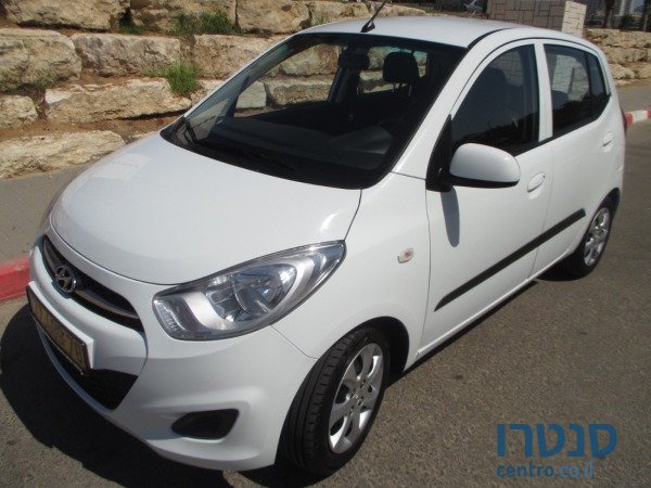 2012' Hyundai i10 photo #2