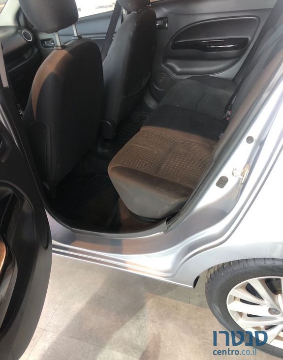 2016' Mitsubishi Attrage מיצובישי אטראז' photo #5