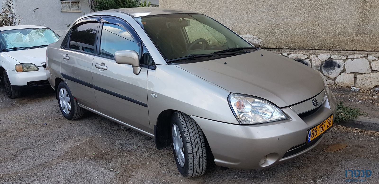 2003' Suzuki Liana photo #1