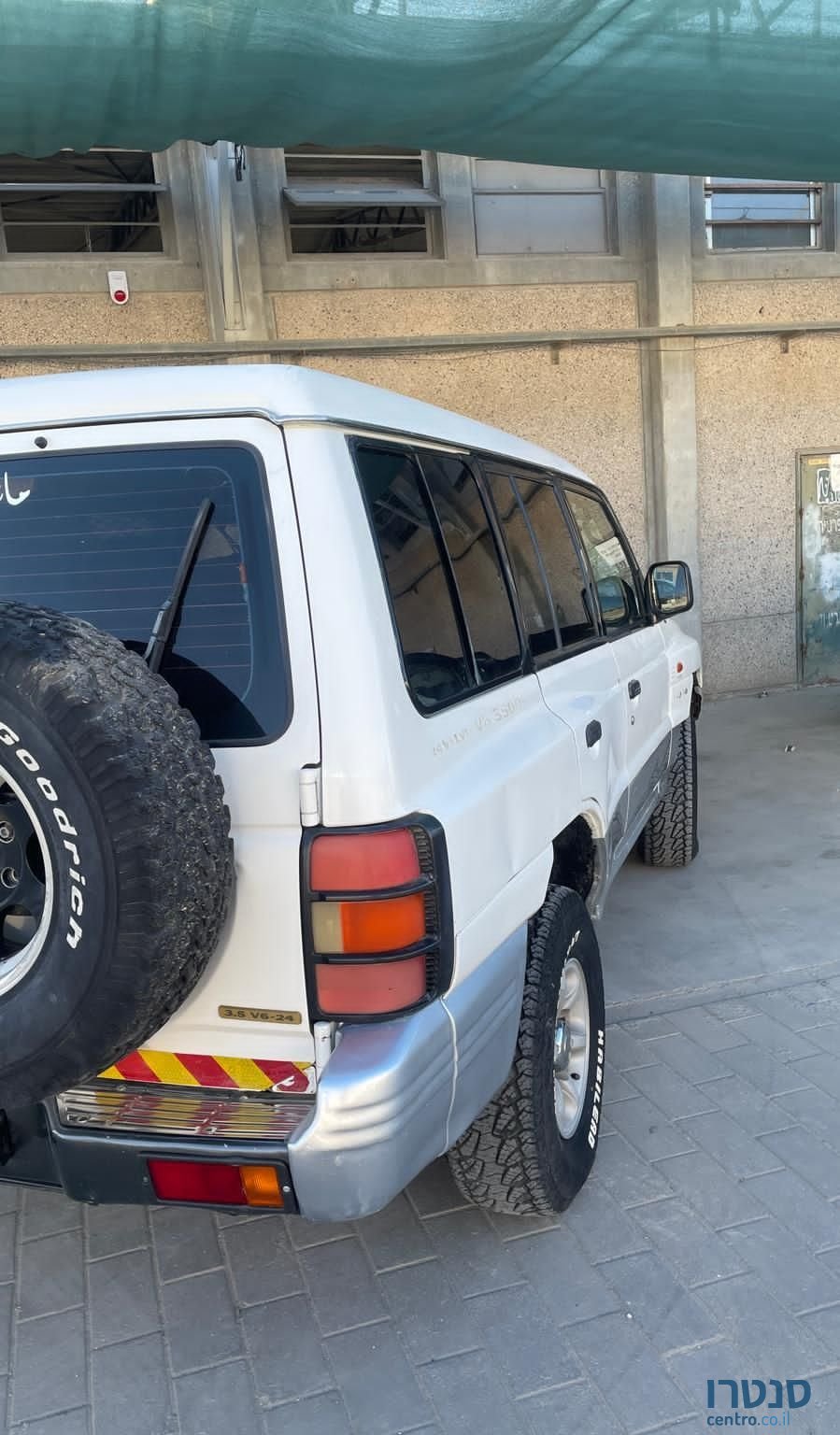 2000' Mitsubishi Pajero מיצובישי פג'רו photo #4