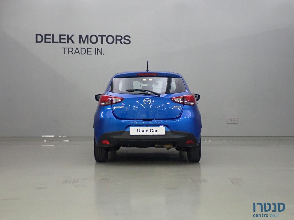 2020' Mazda 2 dynamic photo #5