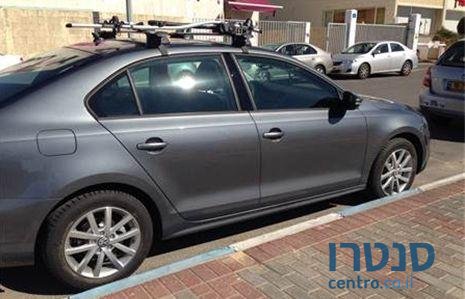 2014' Volkswagen Jetta טרנדליין photo #1