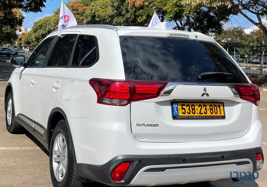 2019' Mitsubishi Outlander מיצובישי אאוטלנדר photo #5