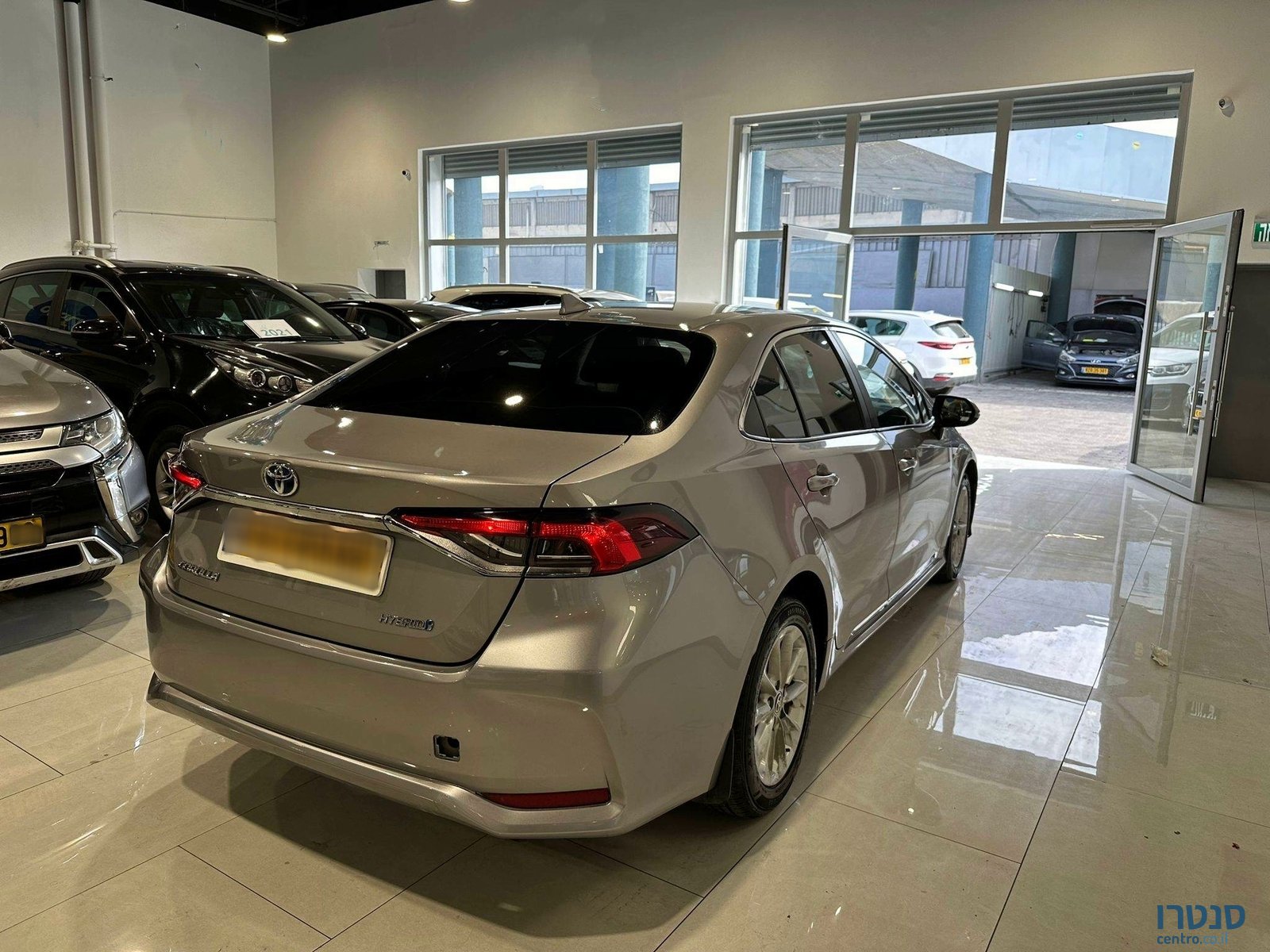 2022' Toyota Corolla photo #3