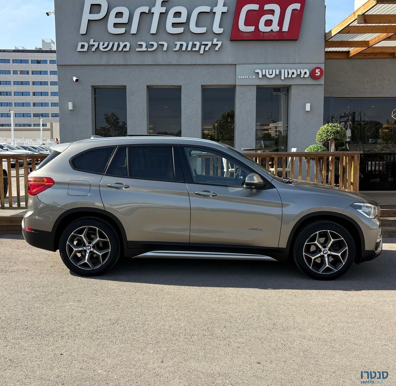 2016' BMW X1 ב מ וו photo #4