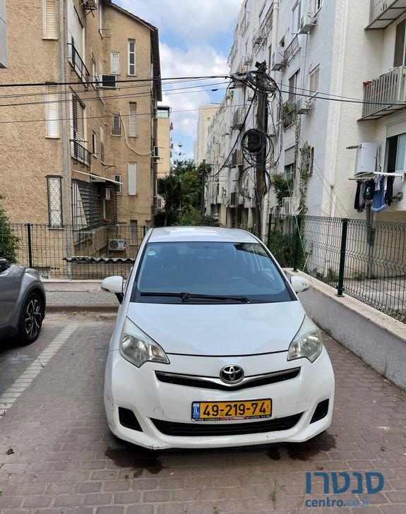 2011' Toyota טויוטה ספייס ורסו photo #2