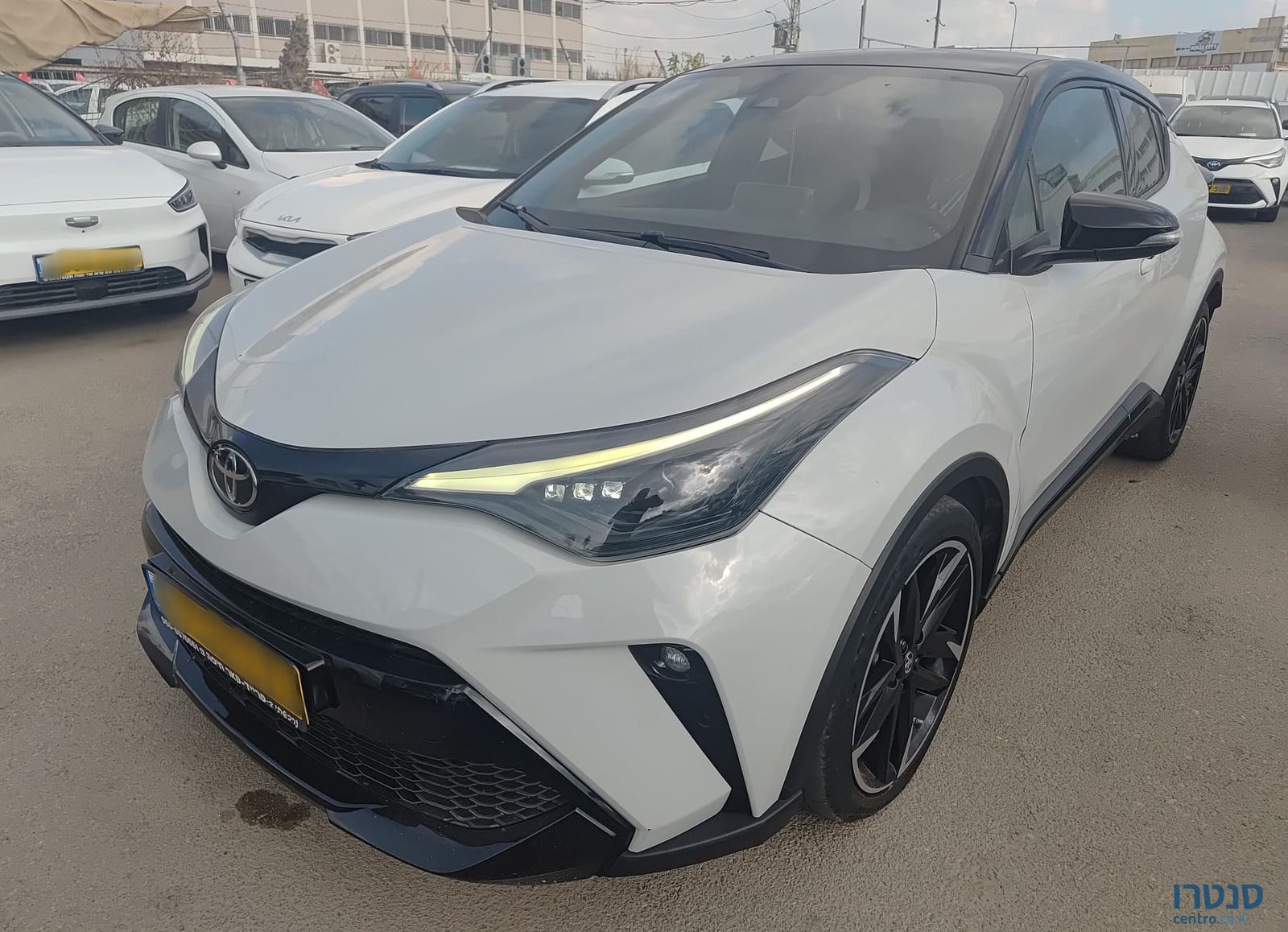 2022' Toyota C-HR טויוטה photo #1