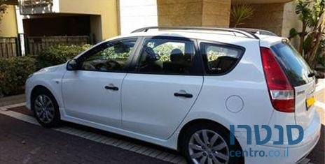 2012' Hyundai I30Cw photo #4