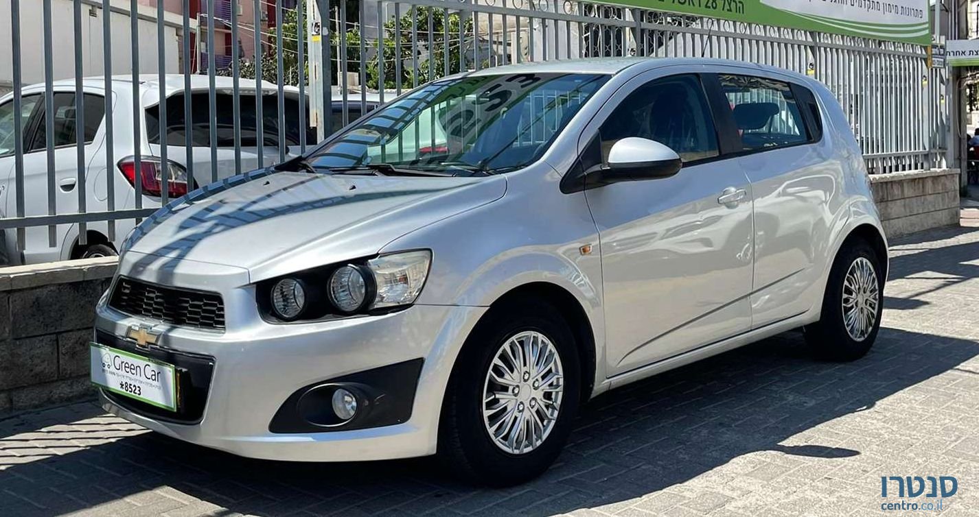 2011' Chevrolet Sonic שברולט סוניק photo #1
