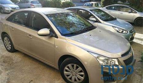 2013' Chevrolet Cruze photo #2